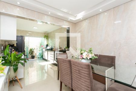 Sala de Jantar de casa para alugar com 3 quartos, 2000m² em Vila Carmosina, São Paulo