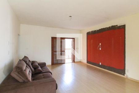 Sala 1 de casa à venda com 8 quartos, 1100m² em Niterói, Canoas