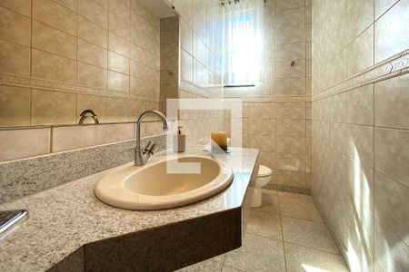 Lavabo de casa de condomínio à venda com 5 quartos, 357m² em Alphaville Nova Lima, Nova Lima