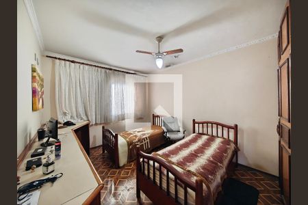 Quarto 2 de casa à venda com 3 quartos, 350m² em Jardim Guapira, São Paulo