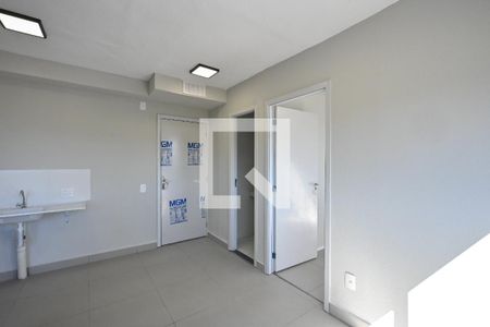 Sala de apartamento à venda com 2 quartos, 32m² em Jardim Gilda Maria, São Paulo