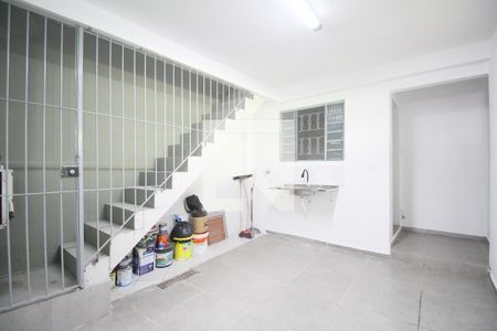 Casa para alugar com 3 quartos, 180m² em Vila Santa Luzia, Taboão da Serra