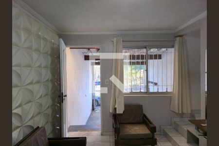 Sala  de casa para alugar com 2 quartos, 72m² em Residencial Parque Cumbica, Guarulhos