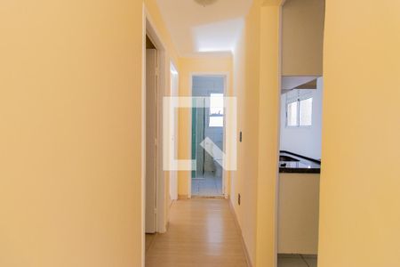 Corredor de apartamento para alugar com 2 quartos, 45m² em Jardim Central, Cotia