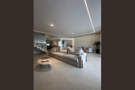 Casa à venda com 4 quartos, 370m² em Recreio dos Bandeirantes, Rio de Janeiro
