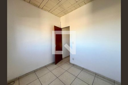 Quarto 2 de apartamento para alugar com 2 quartos, 40m² em Parque Xangri-lá, Contagem