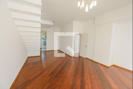 Sala 1 de apartamento para alugar com 3 quartos, 297m² em Centro, Taubaté