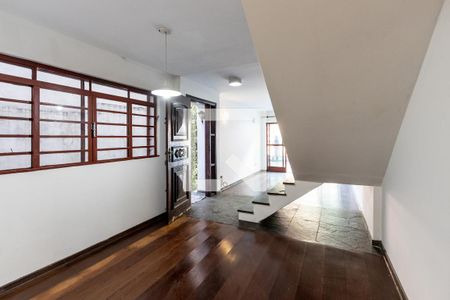 Sala de casa para alugar com 3 quartos, 250m² em Vila Ipojuca, São Paulo