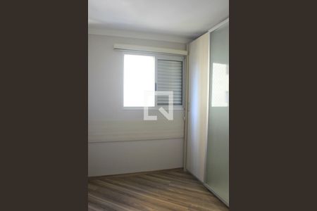 Quarto 1 de apartamento para alugar com 2 quartos, 56m² em Vila Tijuco, Guarulhos