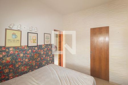Quarto 1 de casa à venda com 5 quartos, 230m² em Campo Grande, Rio de Janeiro