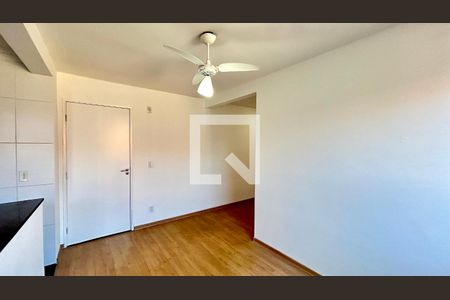 Sala de apartamento para alugar com 2 quartos, 45m² em Morros, Guarulhos