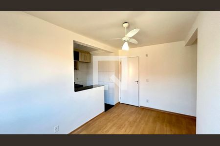Sala de apartamento para alugar com 2 quartos, 45m² em Morros, Guarulhos