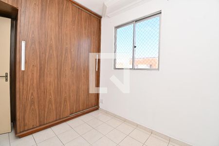 Quarto 2 de apartamento para alugar com 2 quartos, 55m² em Fonte Grande, Contagem