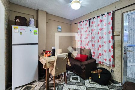 Sala  de apartamento para alugar com 2 quartos, 55m² em Benfica, Rio de Janeiro