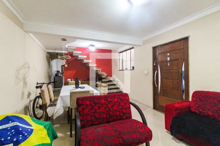 Sala de casa à venda com 3 quartos, 230m² em Parque Guarani, São Paulo