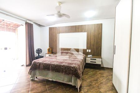 Suíte de casa à venda com 3 quartos, 230m² em Parque Guarani, São Paulo