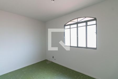 Casa para alugar com 2 quartos, 75m² em Floramar, Belo Horizonte