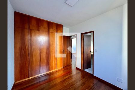 Apartamento para alugar com 3 quartos, 180m² em Palmares, Belo Horizonte