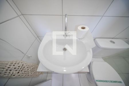 Banheiro de kitnet/studio para alugar com 1 quarto, 26m² em Bela Vista, São Paulo