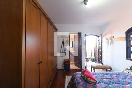 Casa para alugar com 3 quartos, 227m² em Jardim Virginia Bianca, São Paulo