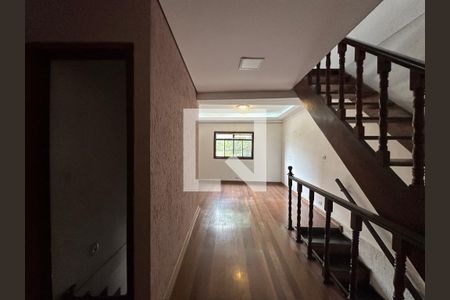 Sala de casa à venda com 3 quartos, 190m² em Jardim Silveira, Barueri