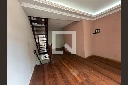 Sala de casa à venda com 3 quartos, 190m² em Jardim Silveira, Barueri