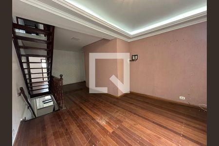 Sala de casa à venda com 3 quartos, 190m² em Jardim Silveira, Barueri