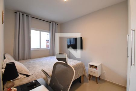 Quarto 1 de casa para alugar com 3 quartos, 120m² em São Lourenço, Curitiba