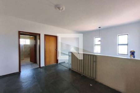 Sala de casa para alugar com 3 quartos, 550m² em Parque Santa Bárbara, Campinas
