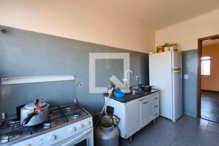 Cozinha de casa para alugar com 3 quartos, 550m² em Parque Santa Bárbara, Campinas