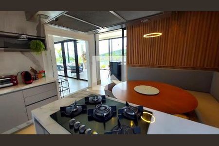 Casa à venda com 4 quartos, 390m² em Colinas da Anhanguera, Santana de Parnaíba