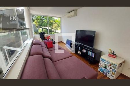 Casa à venda com 4 quartos, 774m² em Residencial Tambore III, Santana de Parnaíba