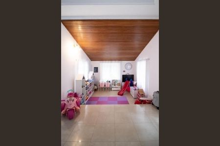 Casa à venda com 4 quartos, 365m² em Morada dos Pássaros, Barueri