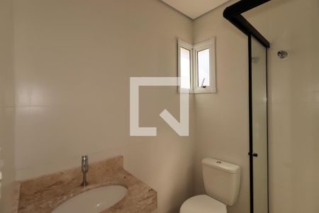 Banheiro da Suíte de apartamento para alugar com 2 quartos, 68m² em Vila Curuçá, Santo André