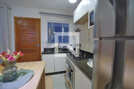 Cozinha e Área de Serviço de apartamento para alugar com 2 quartos, 40m² em Vila Uniao (zona Leste), São Paulo