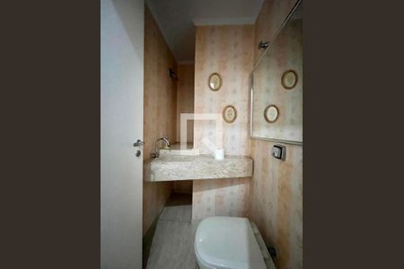 Lavabo de apartamento para alugar com 3 quartos, 140m² em Centro, Campinas