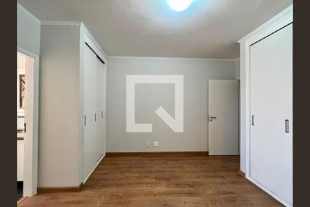 Suíte de apartamento para alugar com 3 quartos, 140m² em Centro, Campinas