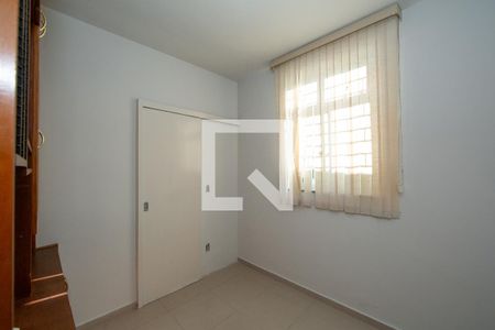 Apartamento à venda com 3 quartos, 76m² em João Pinheiro, Belo Horizonte