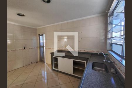 Apartamento para alugar com 2 quartos, 140m² em Vila Canaan, Duque de Caxias