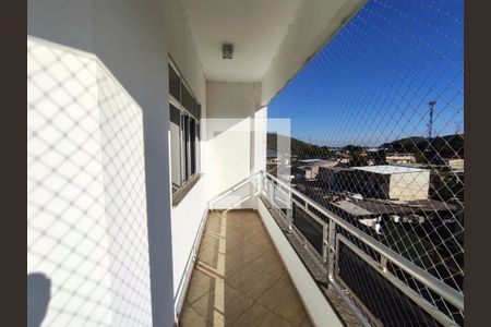 Apartamento para alugar com 2 quartos, 140m² em Vila Canaan, Duque de Caxias