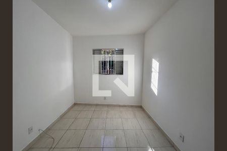Quarto  de casa para alugar com 1 quarto, 40m² em Vila do Castelo, São Paulo