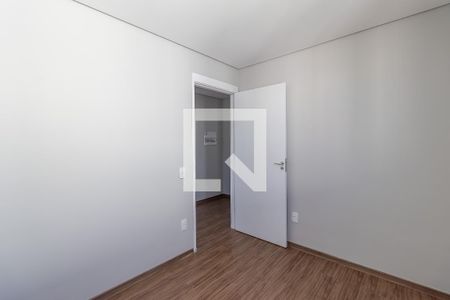 Quarto 1 de apartamento para alugar com 2 quartos, 46m² em São Pedro, Ribeirão das Neves