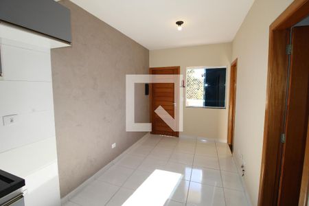 Casa de Condomínio para alugar com 2 quartos, 48m² em Itaquera, São Paulo