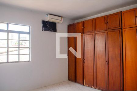 Suíte de casa para alugar com 2 quartos, 42m² em Setor Central, Goiânia