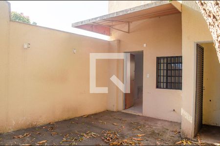 Casa para alugar com 2 quartos, 42m² em Setor Central, Goiânia