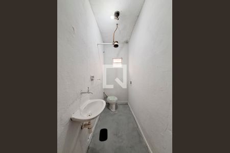 Banheiro de casa para alugar com 3 quartos, 87m² em Jardim Peri, São Paulo
