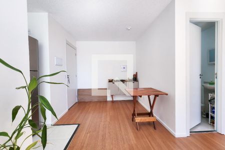 Sala  de apartamento para alugar com 2 quartos, 47m² em São Francisco Xavier, Rio de Janeiro