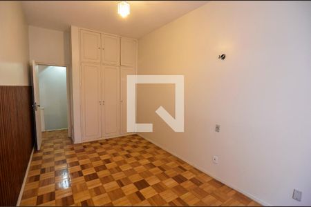 Quarto 1 de casa à venda com 4 quartos, 300m² em Maracanã, Rio de Janeiro