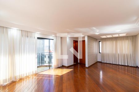 Sala de apartamento para alugar com 3 quartos, 121m² em Vila Prudente, São Paulo