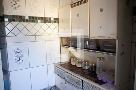 Cozinha 02 de casa à venda com 3 quartos, 240m² em Parque Tremendao, Goiânia